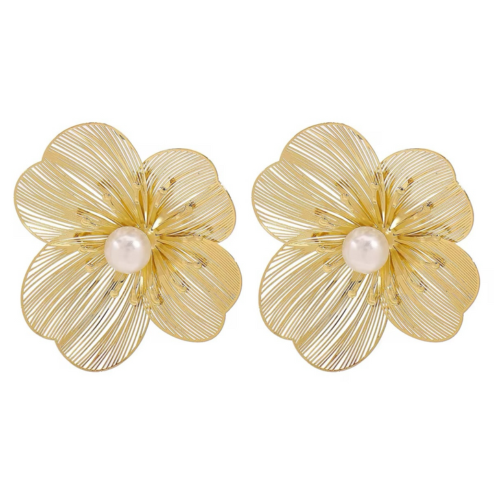 Orecchini geometrici in metallo a forma di fiore con perle